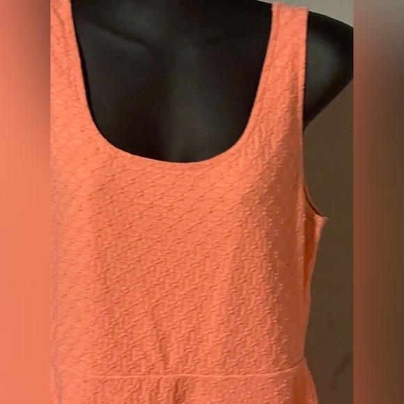 Large Mossimo pink coral color lined sleeveless A line flare stretch midi dress - Picture 4 of 14